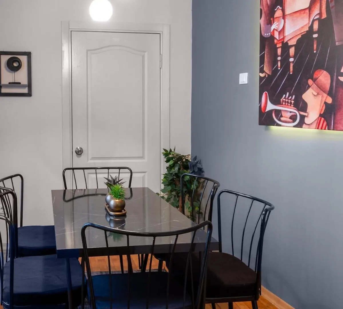 Fully Equipped & Modern Designed Spectacular 3Br Apartment Istanbul Turkey