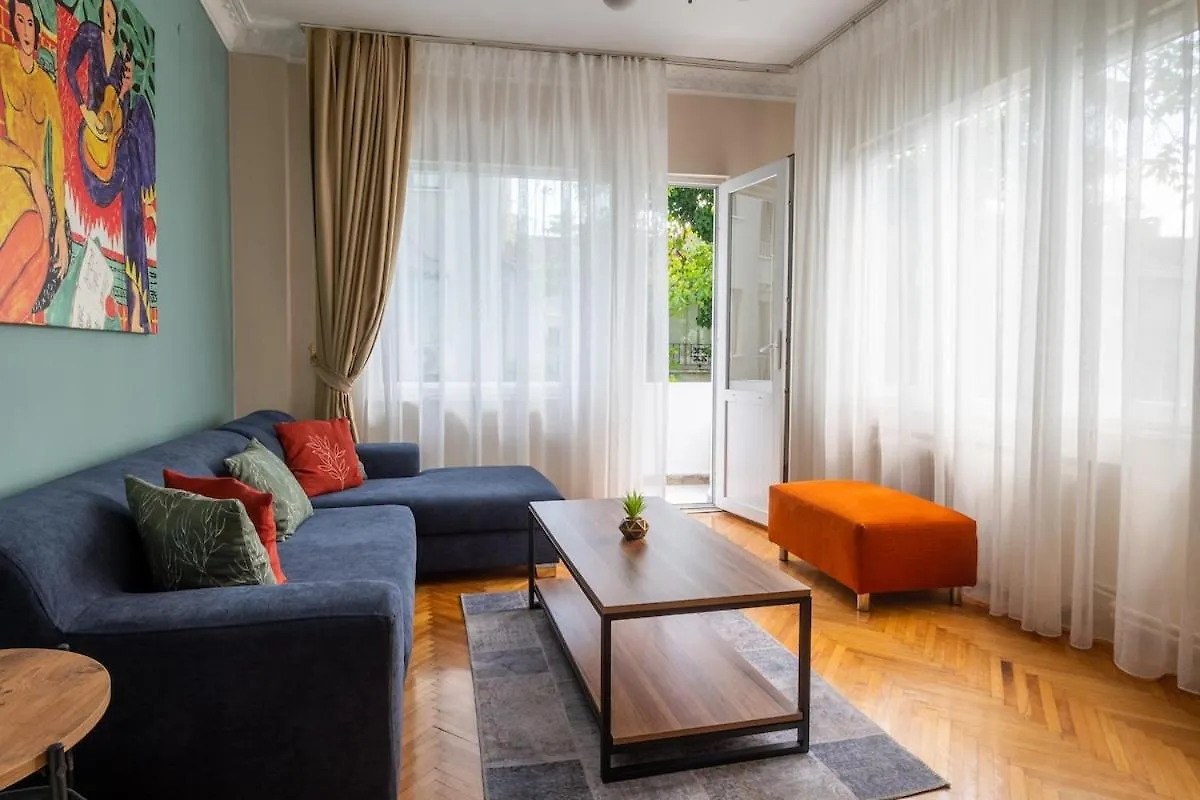 Fully Equipped & Modern Designed Spectacular 3Br Apartment Istanbul